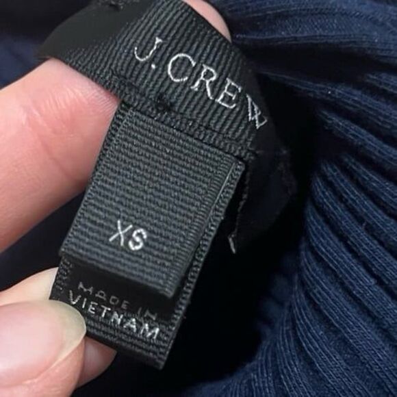 J. Crew Contrast Ribbed ruffle turtleneck navy blue - Picture 4 of 5